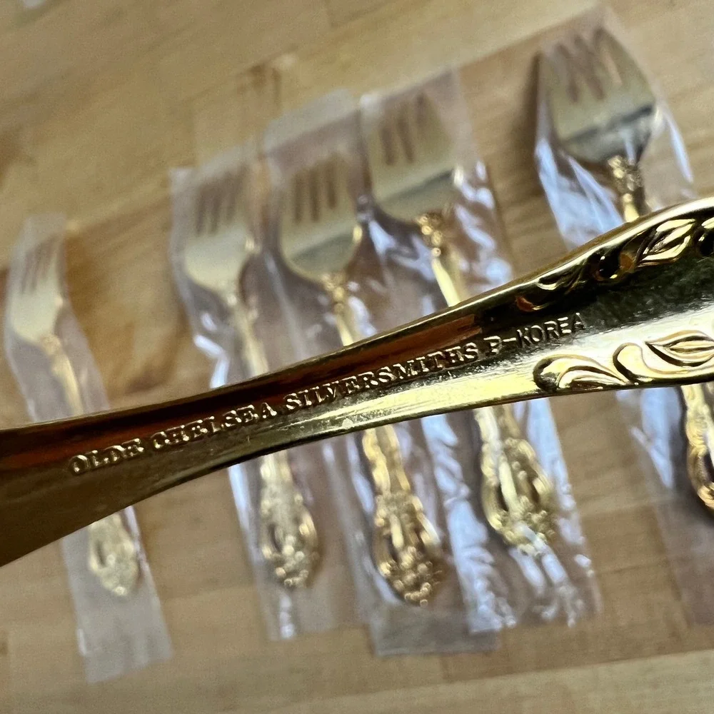 Olde Chelsea Silversmiths Set of 6‎ Vintage Gold Tone Korea Salad Forks Ornate